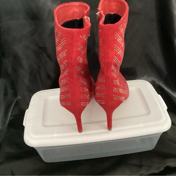Beautiful etc Boots, red, size 8 - Picture 3 of 4